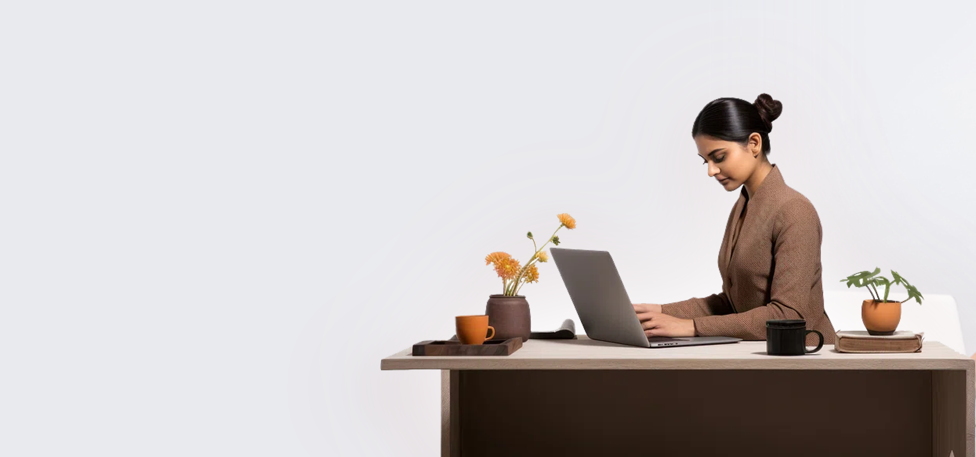 Creative Agency Slide 2